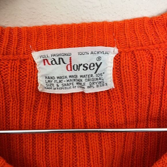 Womens Nan Dorsey Vintage Vneck Sweater Tank Size M - Picture 3 of 3